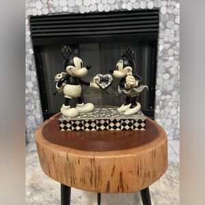 Real Sweetheart figurine from the Disney Traditions collection by Jim Shore